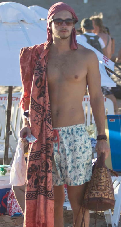 Los hombres, cada vez más coquetos en la playa