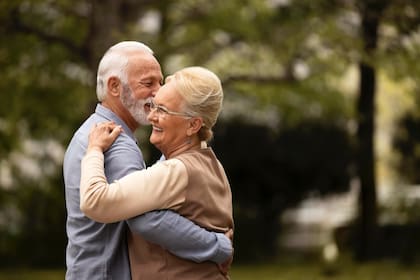 los hombres son más propensos a rehacer su vida después de un divorcio en la tercera edad