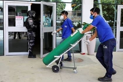 Los hospitales trabajan bajo mucha presión debido al incremento de casos