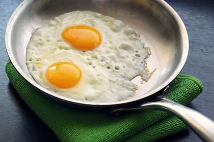 Los huevos pueden consumirse duros o fritos siempre que se use aerosol vegetal