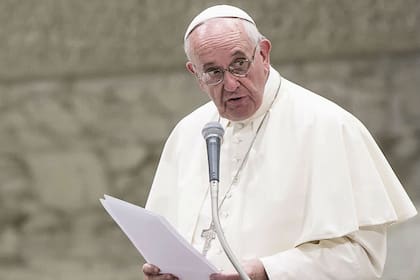 Los idiomas más fluidos que habla el Papa Francisco son el italiano y el español; sin embargo, puede expresarse en inglés, portugués, alemán, francés y latín