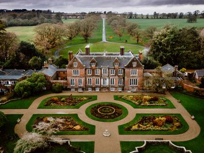 Los impresionantes jardines de diseño de Wells House. (Gentileza Embajada de Irlanda en Buenos Aires)