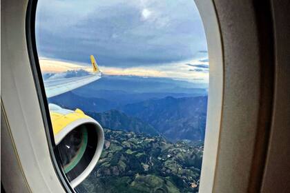 Los impuestos llegan a duplicar el costo de un pasaje aéreo