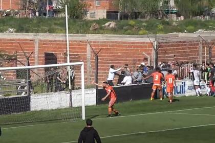 Los incidentes en Claypole-Berazategui, por la Primera C