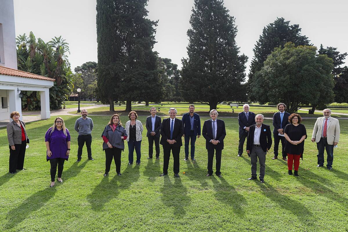 Los infectólogos que asesoran al presidente Alberto Fernández en la lucha contra el coronavirus analizarán un conjunto de datos para dar su opinión respecto de que sucederá después del 28 de junio, cuando vencerá la actual cuarentena