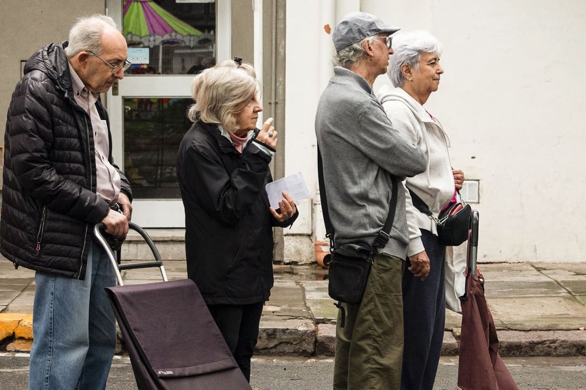 Los ingresos previsionales se actualizan cada mes siguiendo la variación de los precios