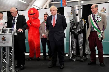 Los insólitos personajes que se presentaron en elecciones inglesas