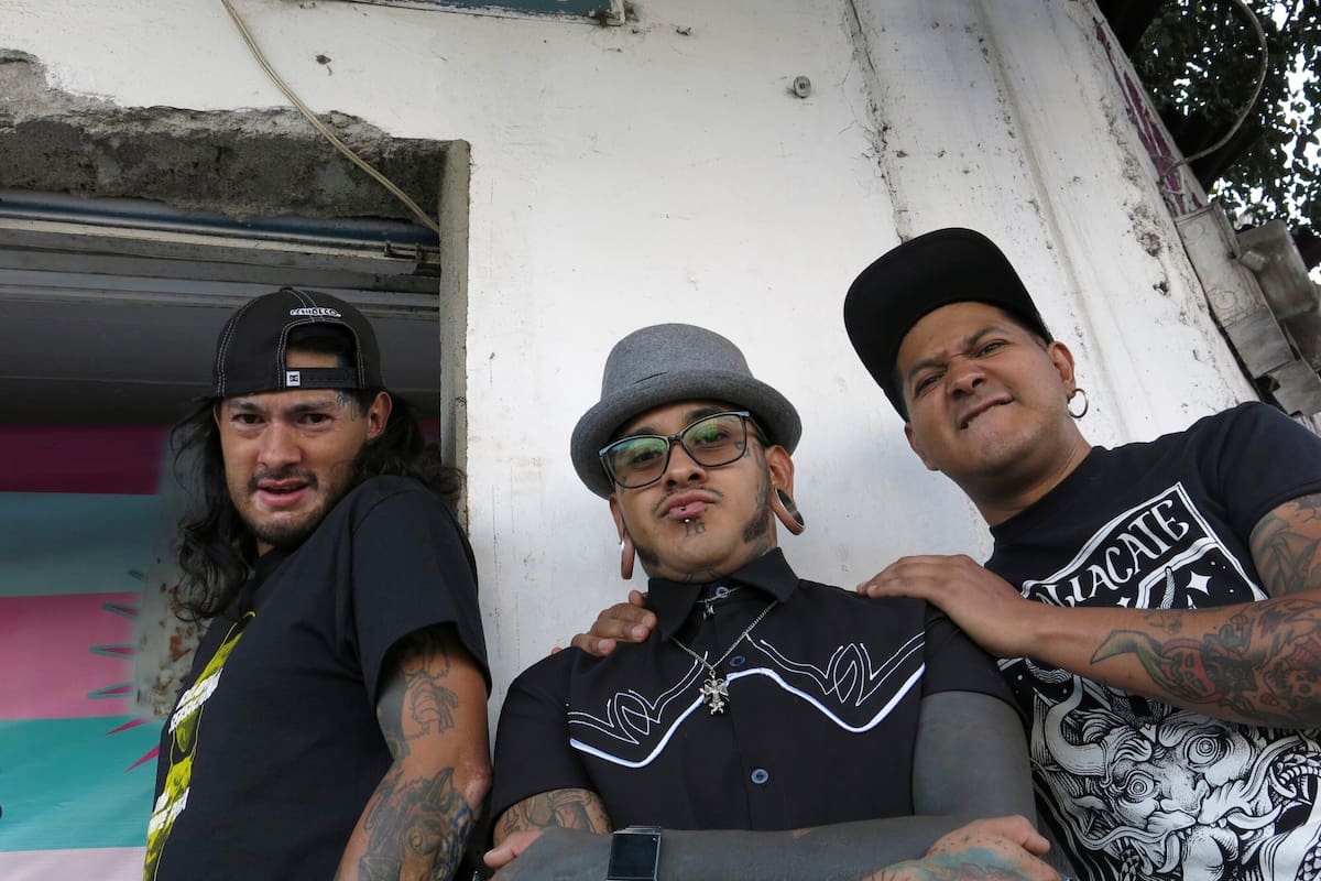 Los integrantes de la banda mexicana de fusión Son Rompe Pera, Alfredo de Jesús "Murfy Kilos" Gama R