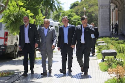 La Mesa de Enlace. Jorge Chemes (CRA), Carlos Iannizzotto (Coninagro), Carlos Achetoni (FAA) y Daniel Pelegrina (SRA).