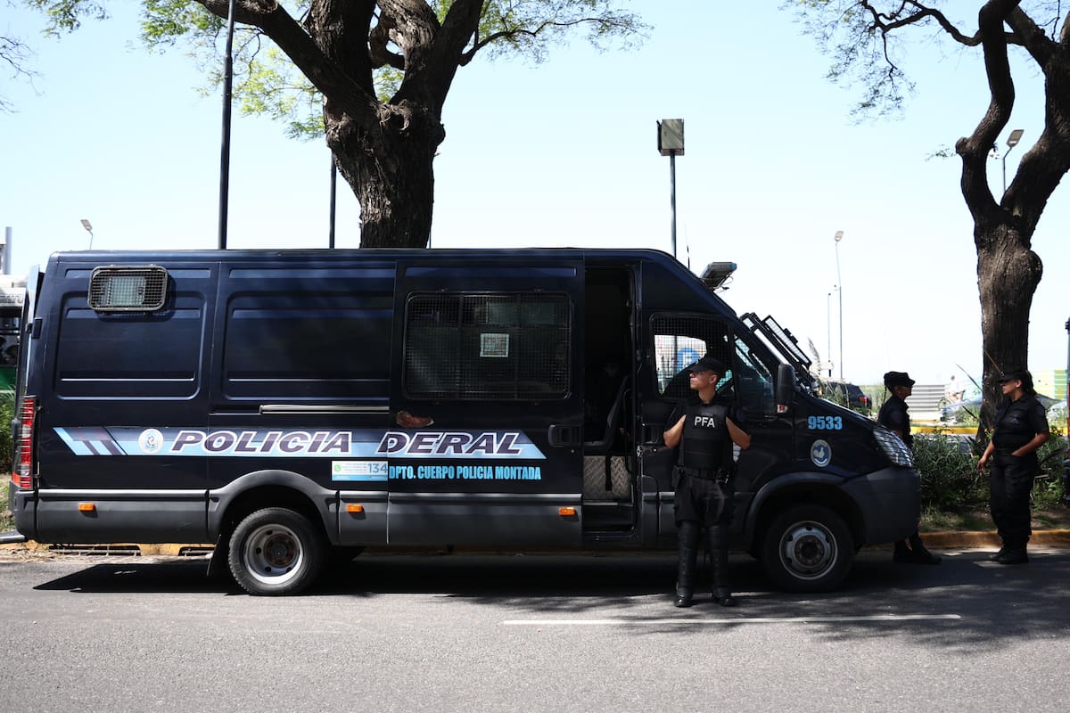 Los integrantes de la Policía Federal tienen incrementos mensuales hasta noviembre