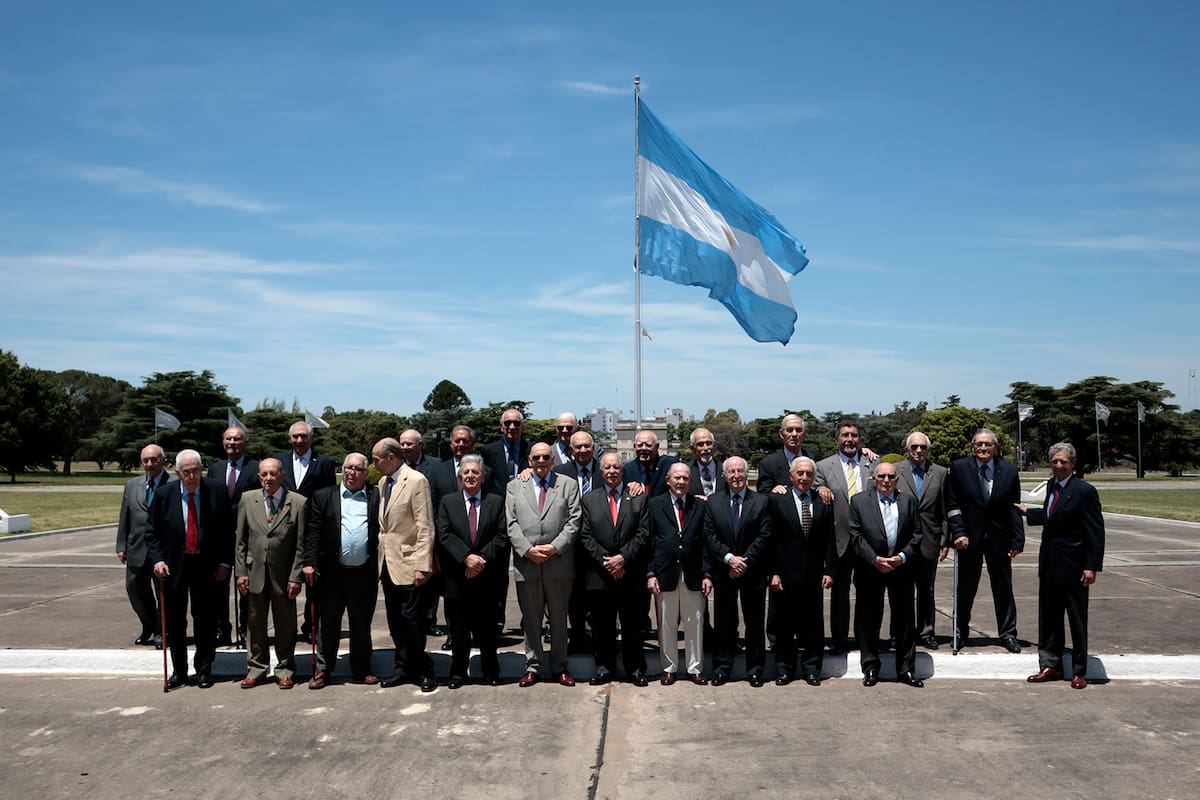 Los integrantes de la Promoción 95 del Colegio Militar de la Nación, en el acto por el 60° aniversario de su egreso