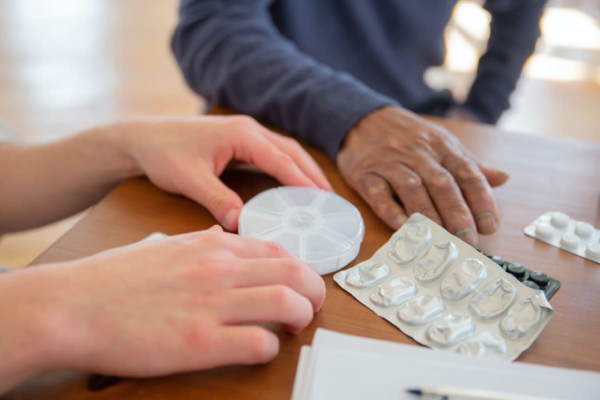 Los integrantes demócratas del Senado de Nueva York buscan darle atención médica a los inmigrantes en situación ilegal