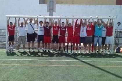 Los internautas se burlaron del planteo defensivo de Racing ante River. Crédito: Twitter