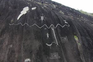 Los investigadores documentaron dibujos de serpientes de hasta 40 metros de largo.