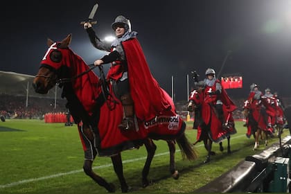 Los jinetes que imitaban a los caballeros en cada partido de local de Crusaders ya no están