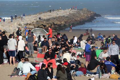 Los jóvenes eligieron Mar del Plata para pasar este fin de semana extralargo