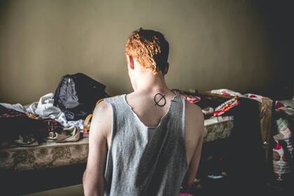 Los jóvenes que acrediten haber padecido abusos o abandono de los padres pueden beneficiarse de esta modalidad de regularización