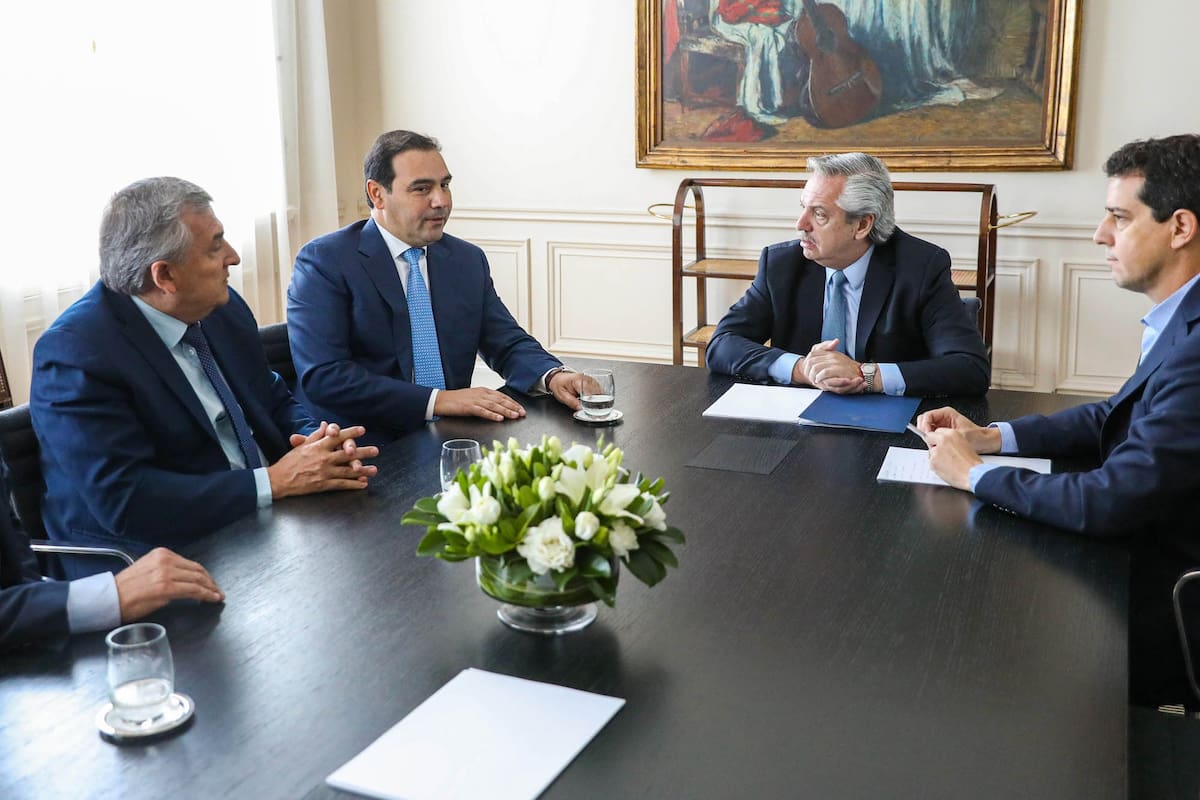 Los jubilados que cobran la mínima recibirán $10.000 adicionales en dos pagos