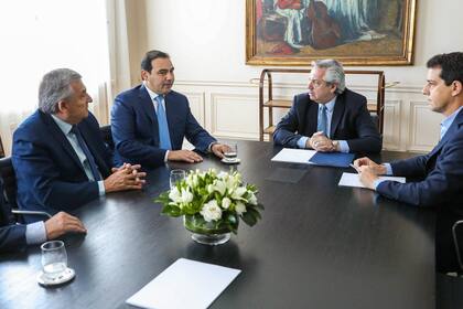 Los jubilados que cobran la mínima recibirán $10.000 adicionales en dos pagos