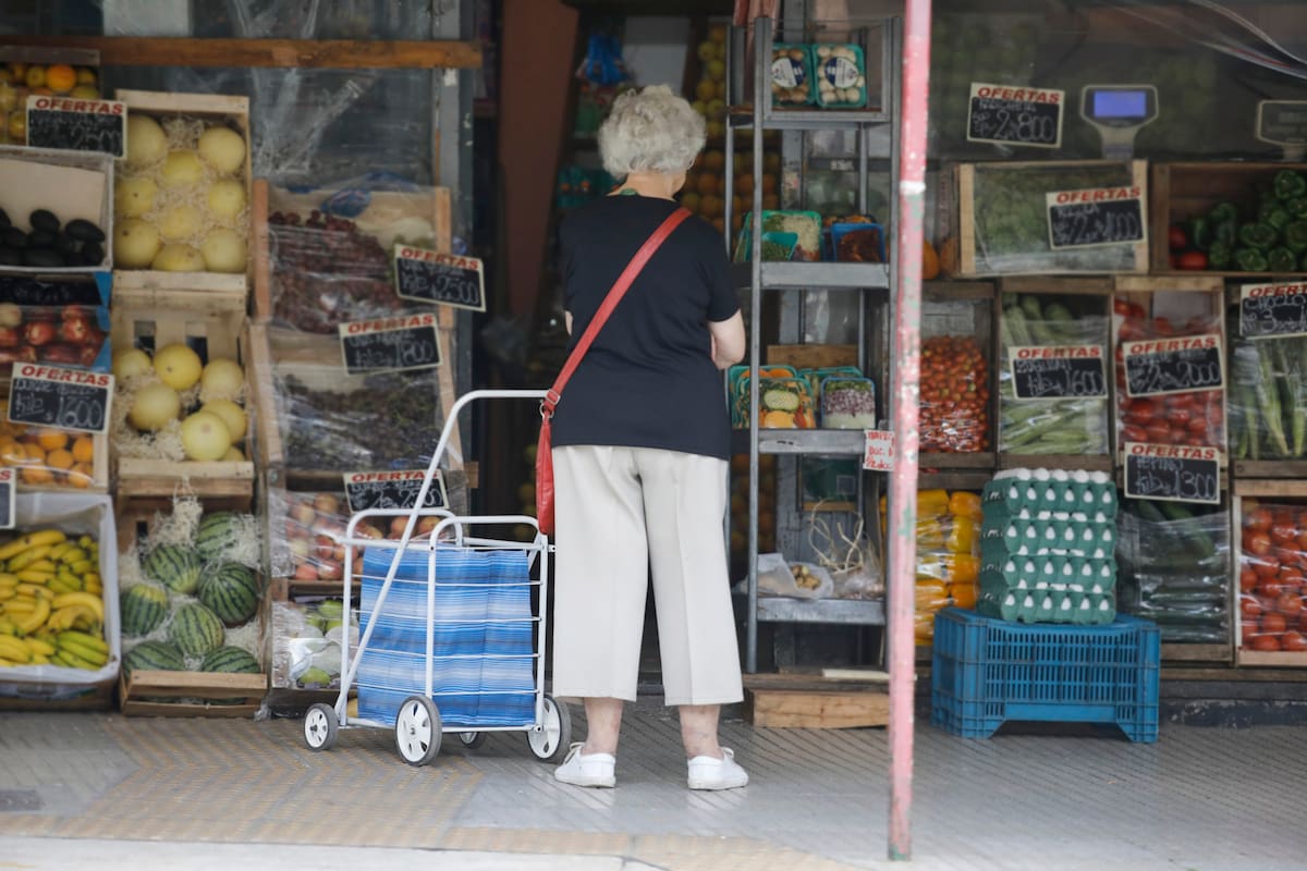 Los jubilados y pensionados de los regímenes de docentes y de docentes universitarios reciben reajustes con frecuencia trimestral