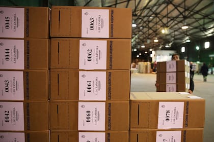 Los jueces de la Cámara Nacional Electoral creen que con la boleta única se evitaría una gran manipulación de papel y sostienen que eso puede ser importante si el año próximo el país sigue en pandemia