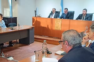 Signos de alivio y sugestivo silencio oficial en la Armada tras la sentencia judicial