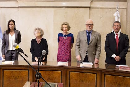 Los jueces del Tribunal Superior de Justicia de la Ciudad de Buenos Aires: Marcela De Langhe, Alicia Ruiz, Inés Weinberg de Roca, Luis Francisco Lozano y Santiago Otamendi.