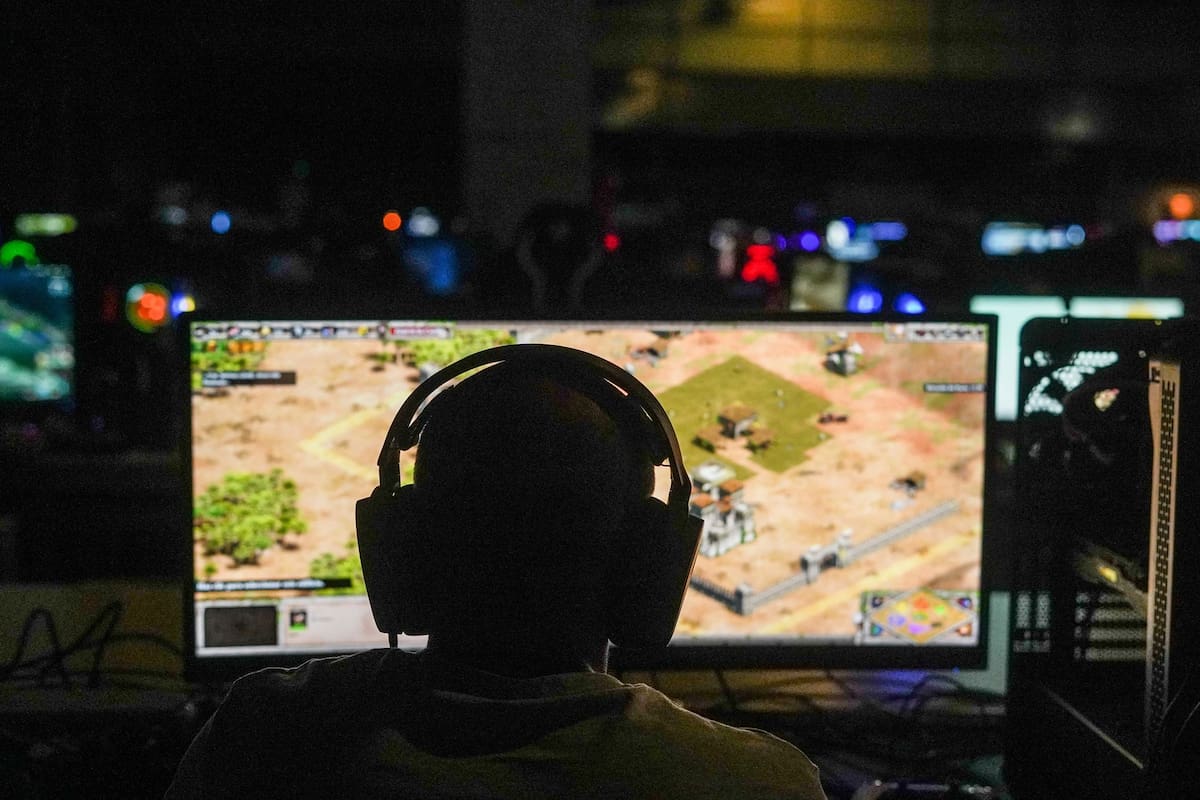 Los juegos en dispositivos digitales son el entretenimiento cotidiano de millones de niños, así como el trabajo de muchos otros