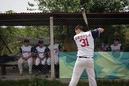Los jugadores arreglan de palabra con equipos del exterior.