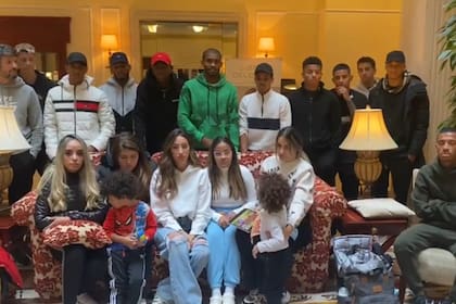 Los jugadores brasileños y sus familias pidieron ayuda desde un hotel en Kiev
