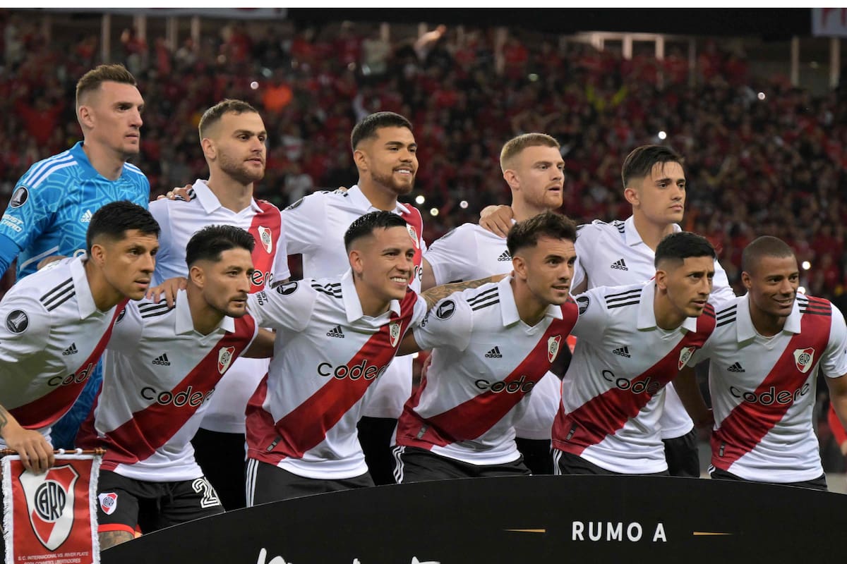 Los jugadores de River que iniciaron el partido ante Inter en Porto Alegre