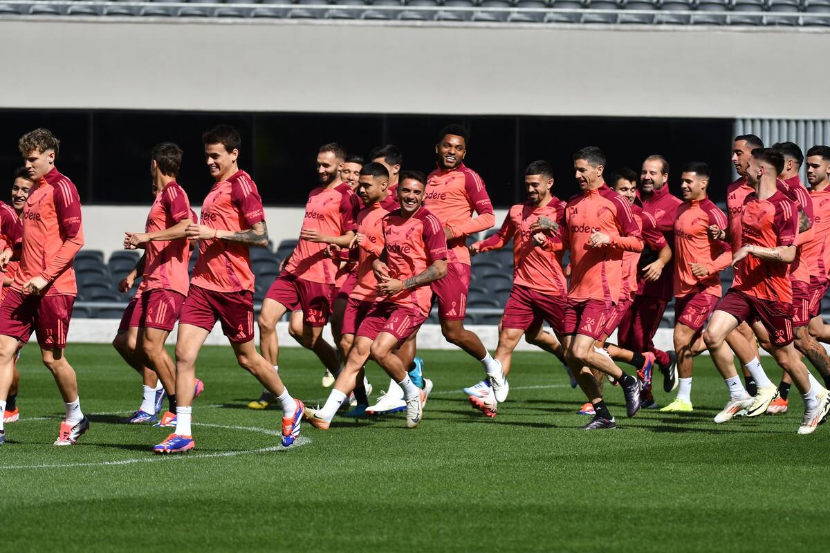 Los jugadores de River se entrenan pensando en la revancha ante Atlético Mineiro