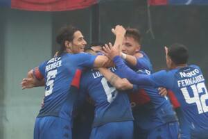 Los jugadores de Tigre festejan el 1-0 de Cabrera ante Platense