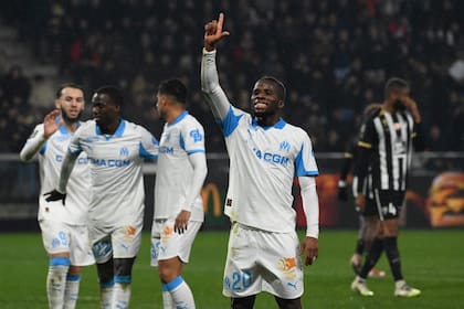 Los jugadores del Marsella rememoraron el fútbol que profesó Bielsa durante su estancia en el club