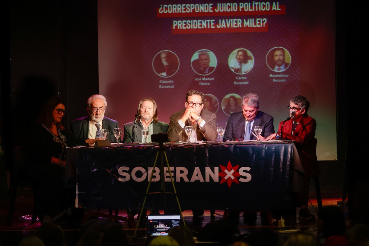 Los juristas Maximiliano Rusconi, Carlos Rozanski, Eduardo Barcesat y José Manuel Ubeira, este miércoles