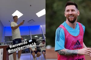Los juveniles tuvieron su "bautismo" en la selección argentina y Lionel Messi no pudo contener la risa