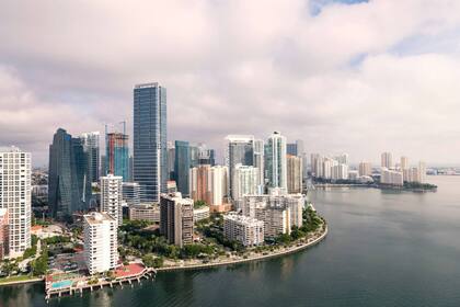 Los latinoamericanos representan el 28% de los compradores en Florida