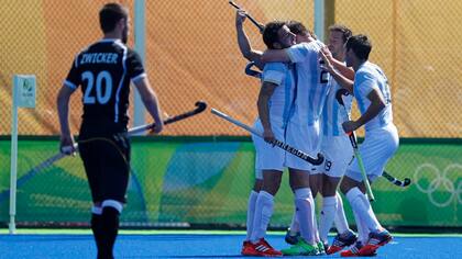 Los Leones festejan ante Alemania y se clasifican a la final