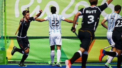 Los Leones igualaron 4-4 contra Alemania
