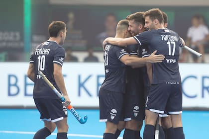 Los Leones quedaron segundos en la zona A del Mundial de hockey producto de dos igualdades y una victoria