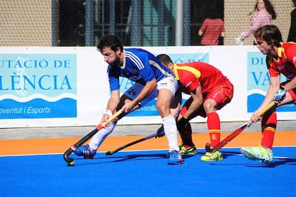 Los Leones se impusieron ante España