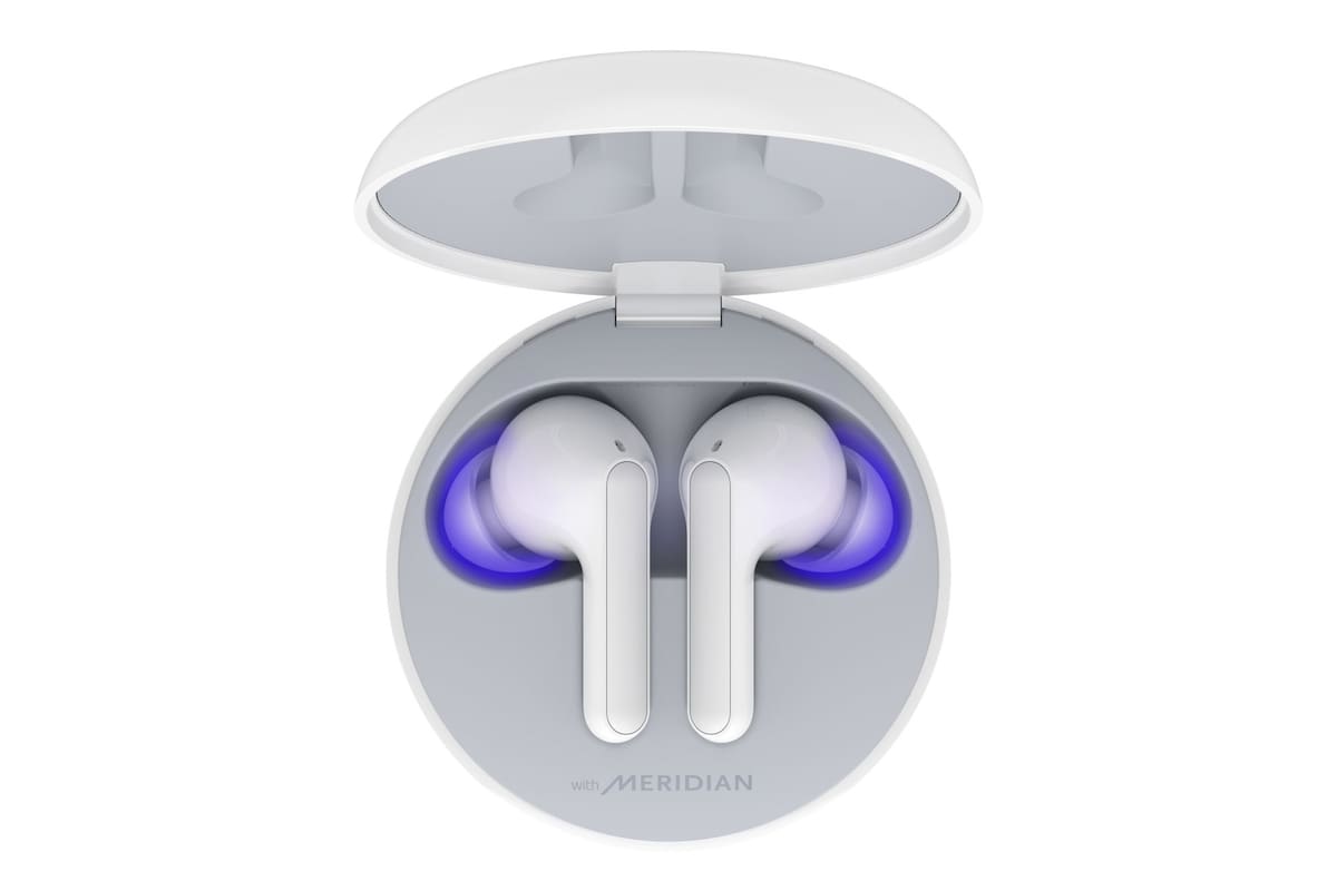 Los LG TONE Free son los nuevos auriculares inalámbricos de la compañía, que integran un estuche de carga con luz ultravioleta que los desinfecta
