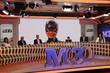 Los líderes se vieron en su versión superhéroes hechos por IA