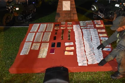 Los lingotes de oro y el dinero secuestrados