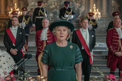 Los lugares más lujosos que protagonizaron la vida de Lady Di y la Reina Isabel II en la última temporada de "The Crown".