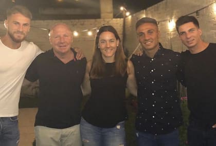 Los Mac Allister, de izquierda a derecha: Alexis (Brighton, de Inglaterra), Kevin (tuvo un paso fugaz por Boca y regresó a Argentinos) y Francis (Talleres de Córdoba)
