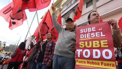 Los manifestantes dicen que las comunidades más desfavorecidas serán las más afectadas por la eliminación del subsidio