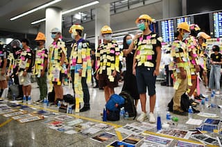 Jornadas laborales eternas y hogares diminutos, detrás de la furia en Hong Kong