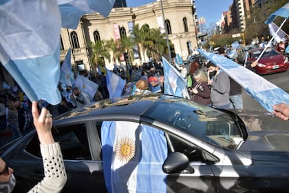 Los manifestantes por el 11S en la ciudad de Córdoba