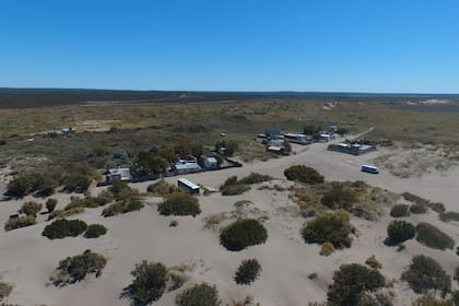 Los médanos ganaron a las casas que en algún momento formaron parte del paraje